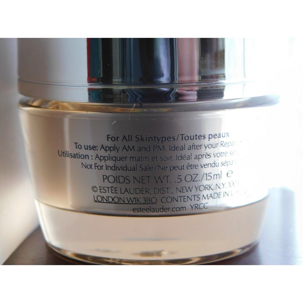 Estee Lauder Revitalizing Supreme Global Anti-Aging Creme - 0.5 oz - - Picture 3 of 4